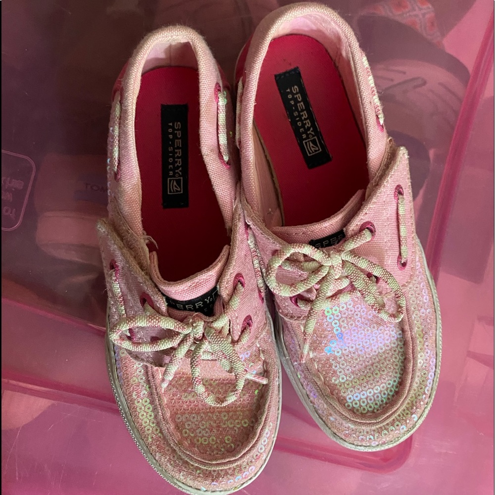 Sequins  with velcro opening boat shoes